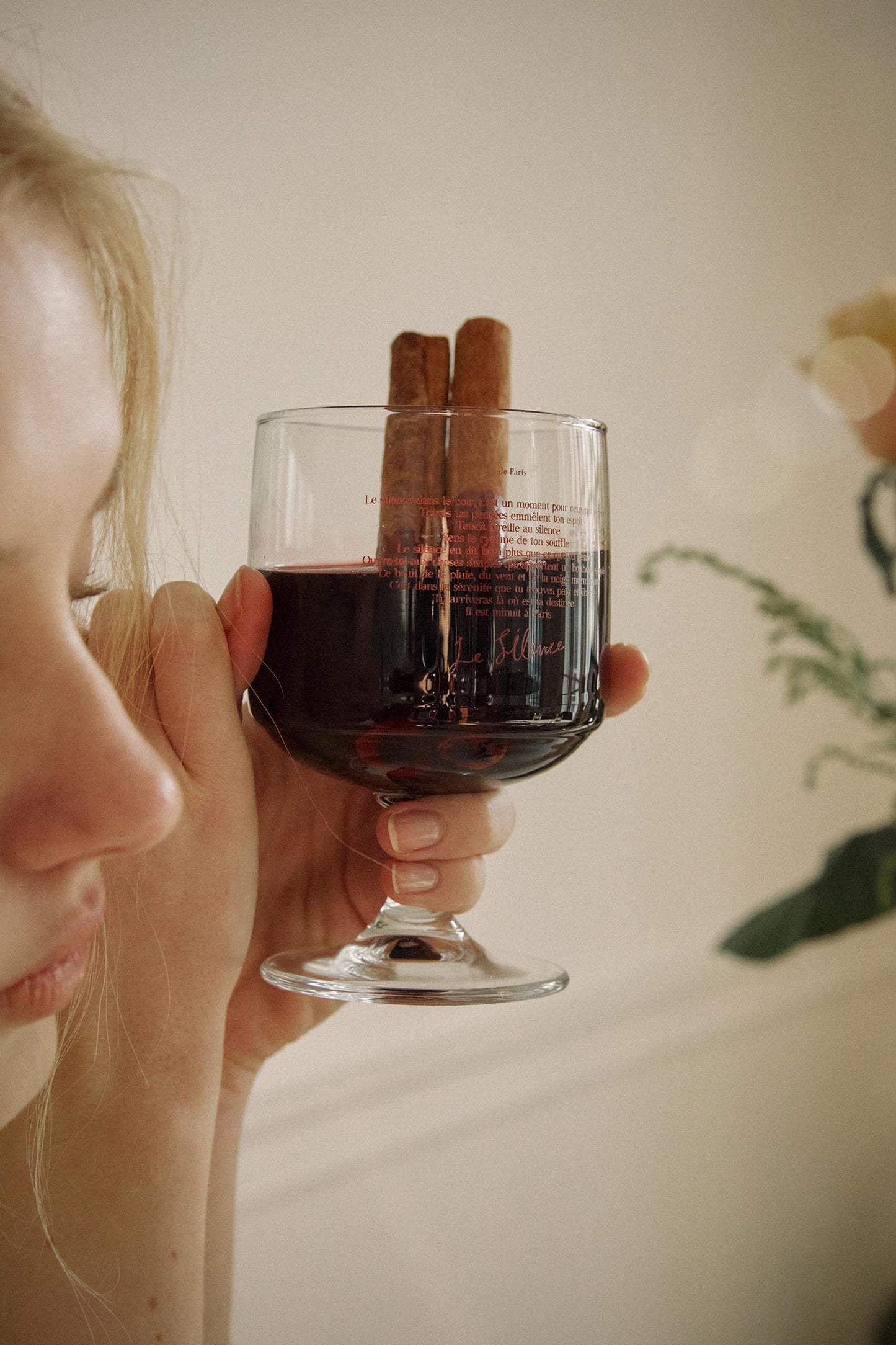 Midnight Wine Glass (Sienna)
